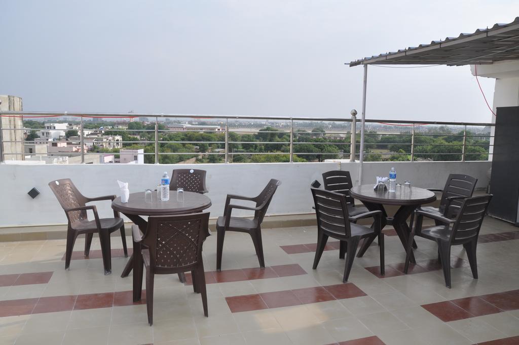 Lily Bay Hotel Jaipur