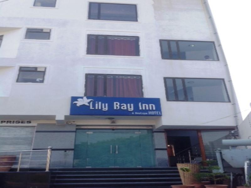 Hotel Lily Bay